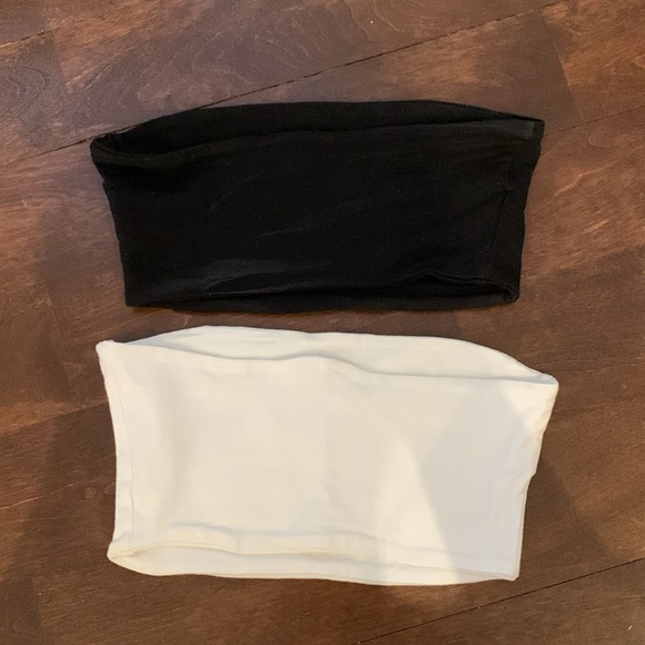 Cropped tube top set. One black and one white tube top - Picture 2 of 2